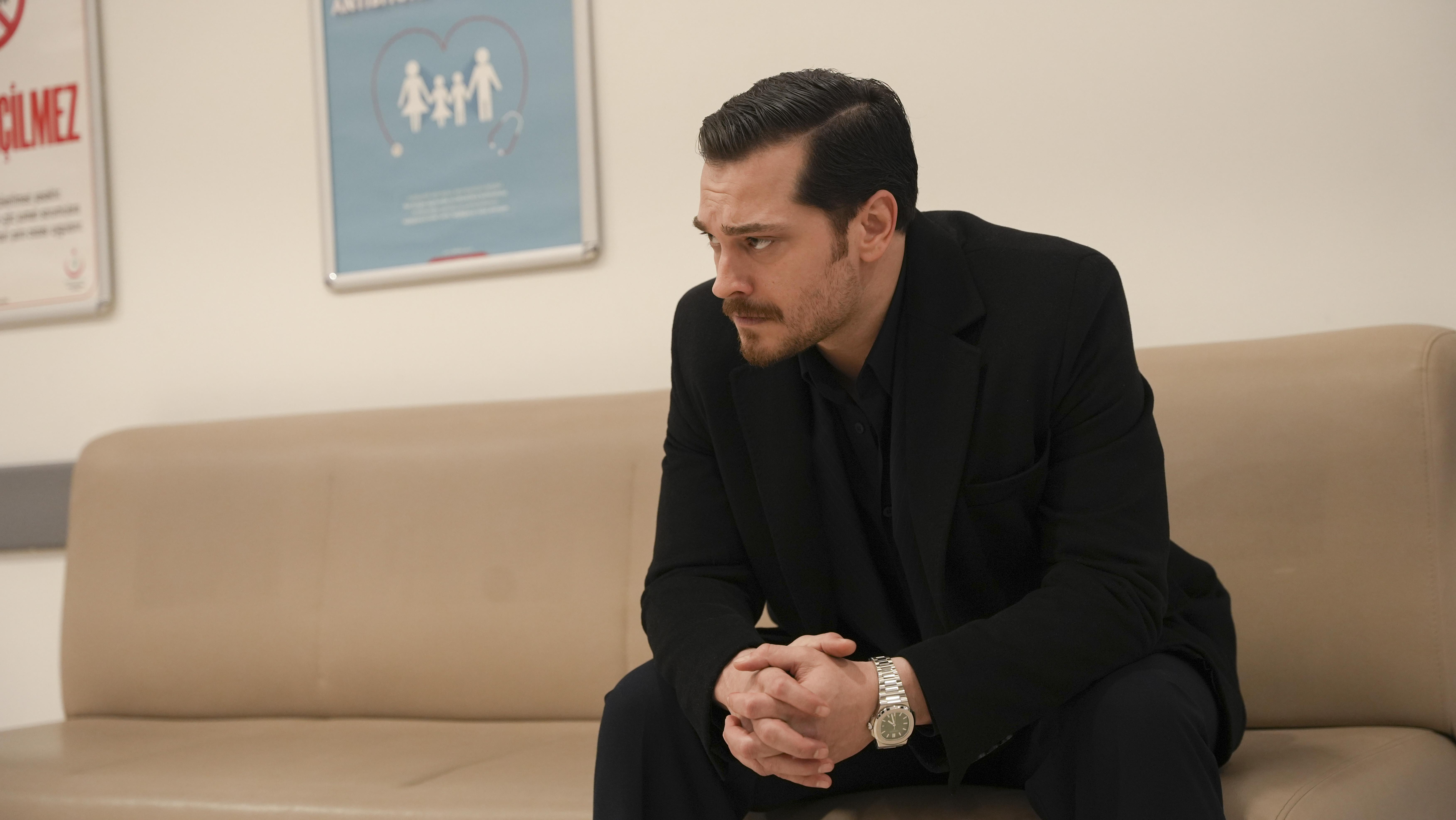 Eşref Rüya Episode 6